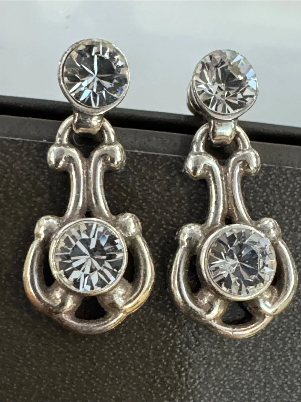 Brighton - Clear Crystal earrings